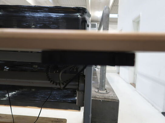 El hæve/sænke skrivebord 180x100 cm