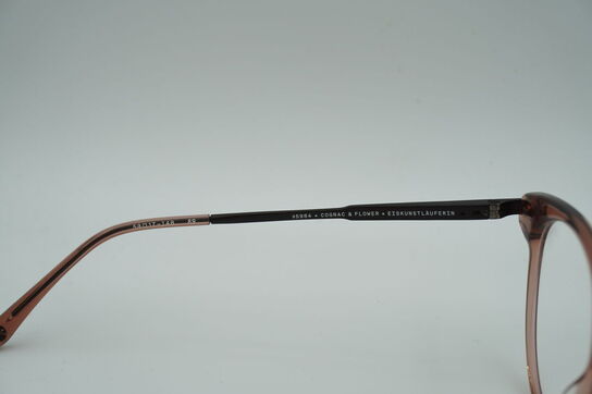 Brillestel EINSTOFFEN #5984 Cognac & Flower Eiskunstläuferin