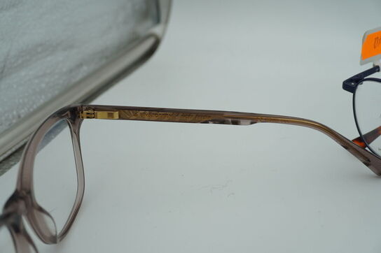 3 brillestel: 1 EINSTOFFEN og 2 DUTZ 