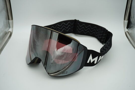 Skibriller MESSYWEEKEND XE2