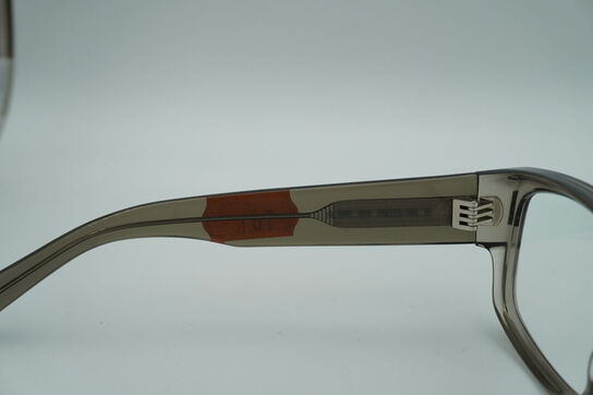 Brillestel SAINT LAURENT SL689