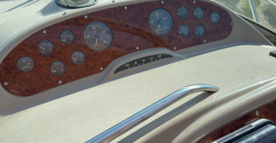 Motorbåd - MAXUM 3700 SCR (MOMSFRI)