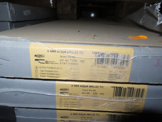 96 kvm. Laminatgulv - Oak Portland Puro