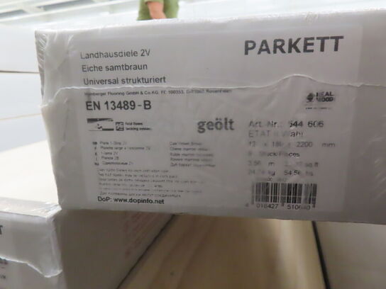 46 kvm. Parketgulv - Oak Velvet Brown