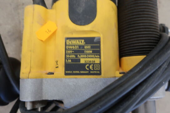 Overfræser DEWALT DW621