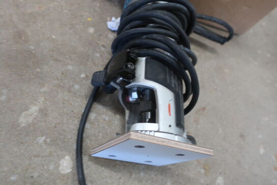 Overfræser MAKITA RT0702C