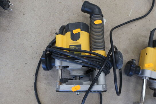 Overfræser DEWALT DW621