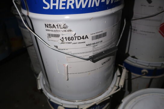 Lagerreoler samt div. Dunke med maling, kemikalier m.m. SHERWIN-WILLIAMS
