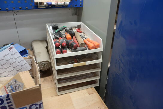 Arbejdsbord med indhold