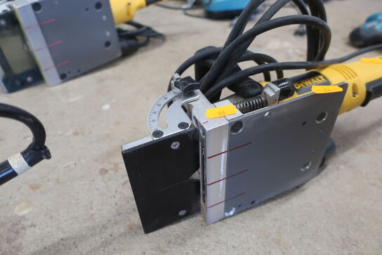 Lamelfræser DEWALT DW682-QS