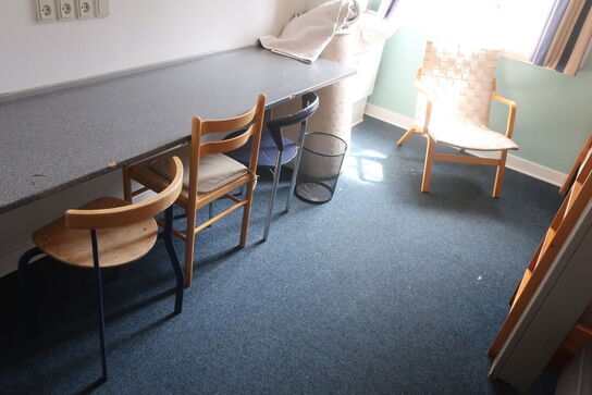 Alt indhold i rummet