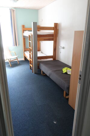 Alt indhold i rummet