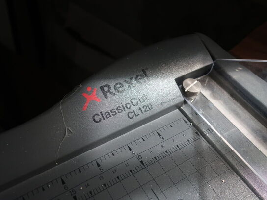 Klippebord REXEL ClassicCut CL120
