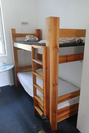 Alt indhold i rummet