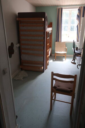 Alt indhold i rummet