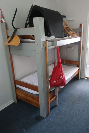 Alt indhold i rummet