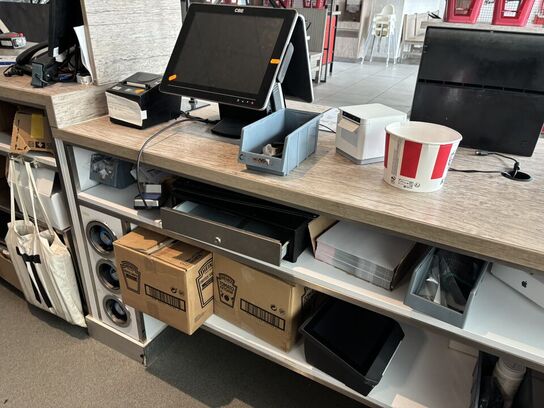 Div. Indhold i disk (elektronik medfølger ikke)