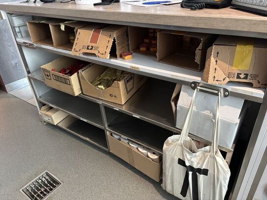 Div. Indhold i disk (elektronik medfølger ikke)