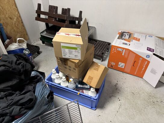 Div. Rengøringsmidler m.m.