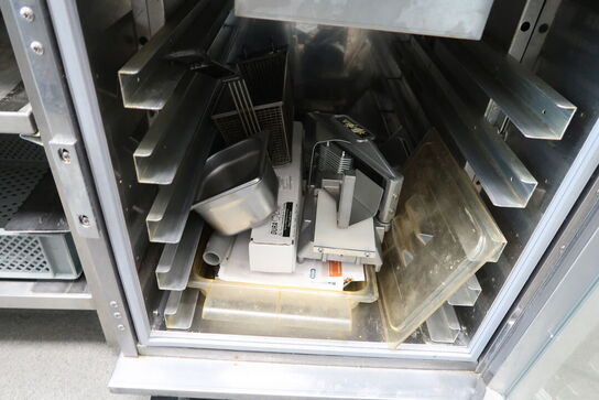 Dobbelt varmeskab HENNY PENNY HC-903M uden indhold