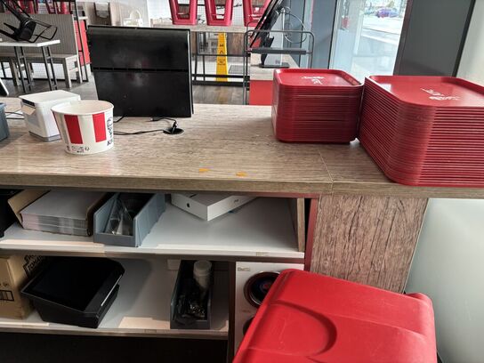 Div. Indhold i disk (elektronik medfølger ikke)