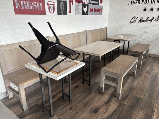 3 stk. borde, div. Bænke samt stol