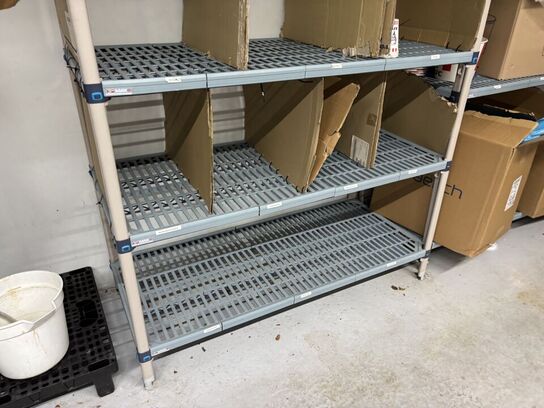 Fødevarereol METRO MAX med indhold