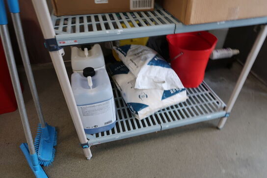 Fødevarereol METRO MAX med indhold