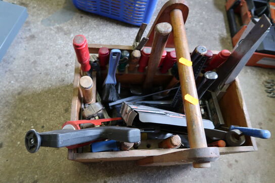 Værktøjskasse med div. Værktøj