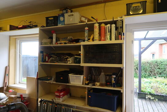 Div. Plejemidler, værktøj, forstærker ONKYO samt højtalere