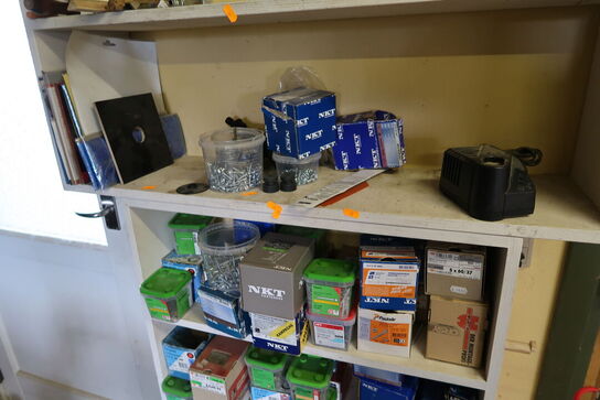 Div. Ladere, batterier, søm, skruer m.m.