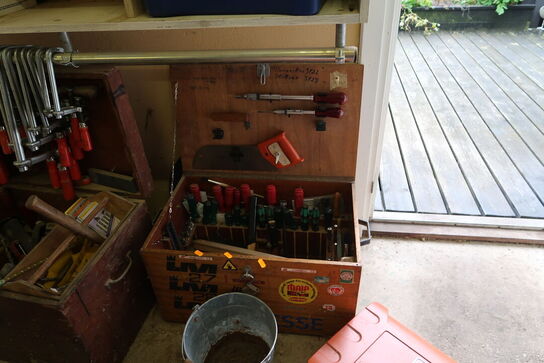 Værktøjskasse med div. Værktøj