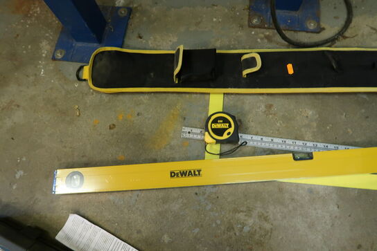 Waterpas DEWALT m.m.