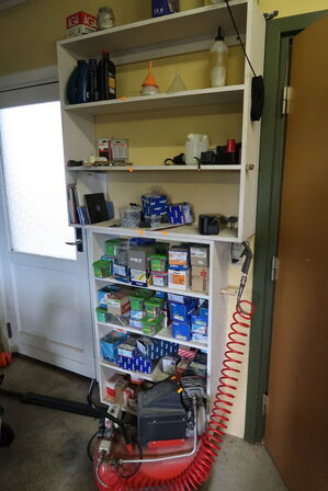 Div. Ladere, batterier, søm, skruer m.m.