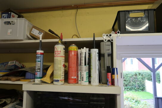 Div. Plejemidler, værktøj, forstærker ONKYO samt højtalere