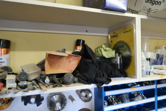 Div. Skæreklinger, overfræser, værktøj m.m.