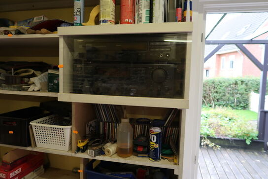 Div. Plejemidler, værktøj, forstærker ONKYO samt højtalere