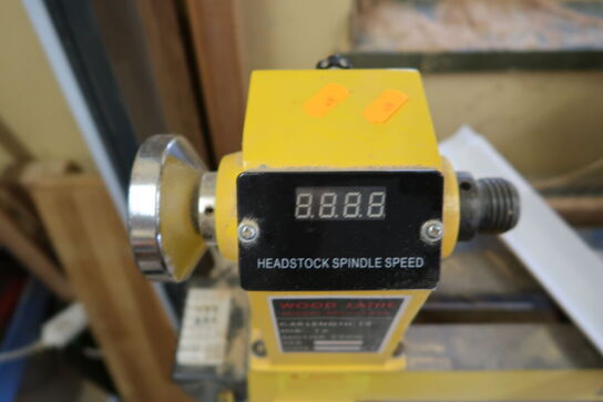 Drejebænk TDB WOOD LATHE MC1218VD