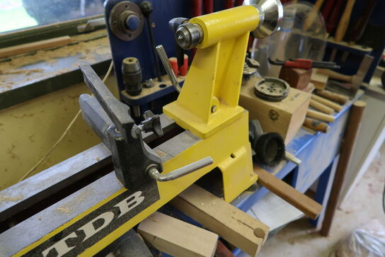 Drejebænk TDB WOOD LATHE MC1218VD