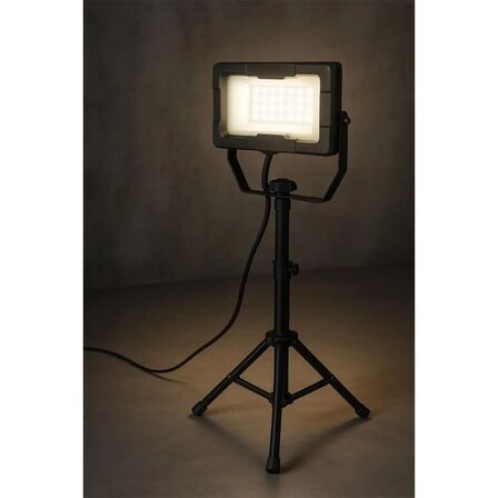 3 stk. smartwares led arbejdslampe med stativ ip65 2200 lumen(ubrugt)