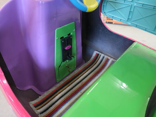 Vippehelikopter med møntindkast (10,-)