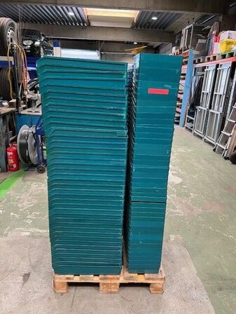 Palle med plukkasser 50x24x8cm