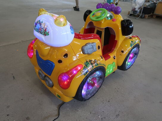 Vippebil med møntindkast (10,-)