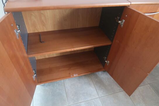 2 stk. skabe på hjul