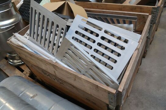 Palle med hylder til kølerumsreoler