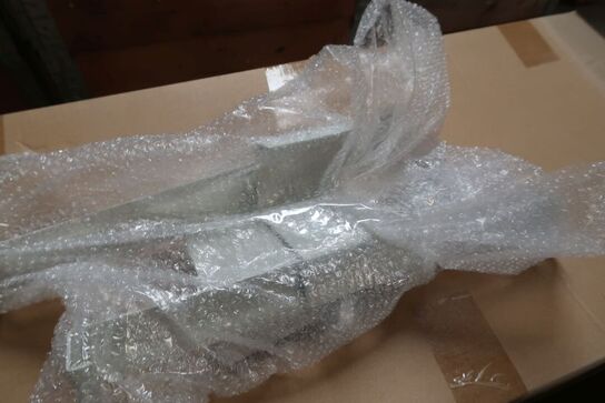 2 stk. drypbakker til varmepumpe