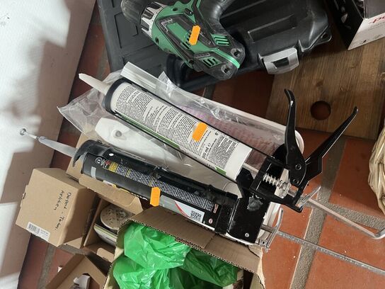 Mixlot bl.a. HITACHI skruemaskine m.v. (se billeder)