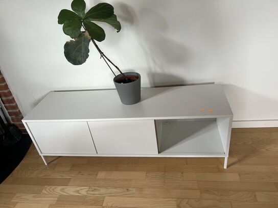 Skænk samt tv-møbel