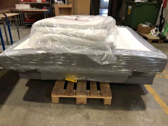 Huma Nordic kontinentalseng med gavl 160x200 cm 