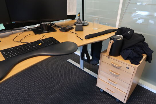 El. hæve/sænke skrivebord uden indhold med skuffemodul